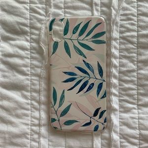Gently used iPhone XR case.